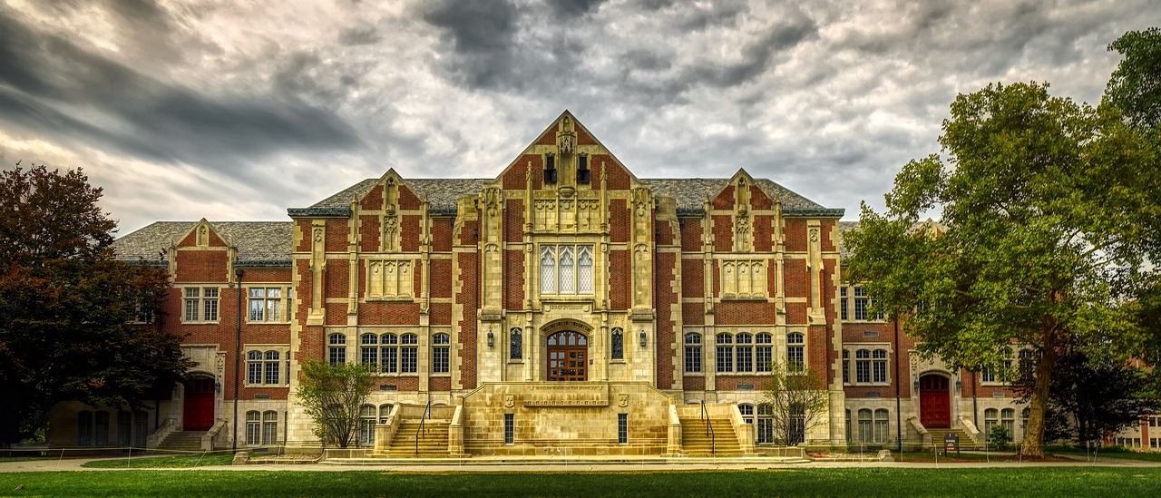 美国大学留学费用的艺术生活平衡攻略