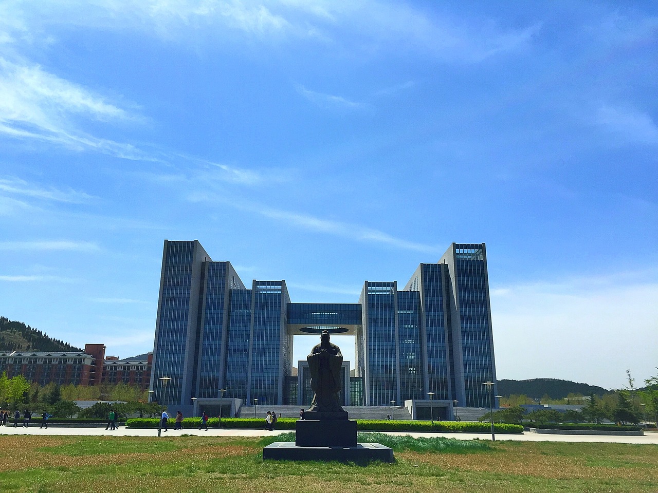 达特茅斯大学，艺术与学术的交汇之地